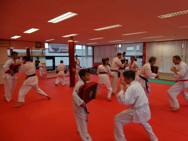 Kyokushin wedstrijdtraining (1)
